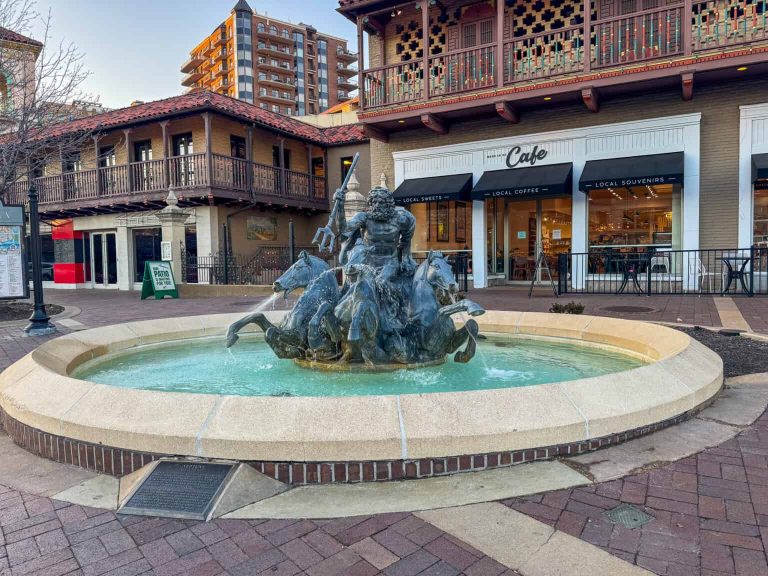 Country Club Plaza fountain in Kansas City – Pivot Patio & Exteriors service area